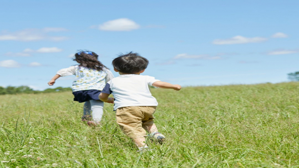 ママ・パパも安心！託児所完備の介護職が子育て世代におすすめな理由